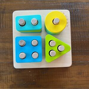 Lovevery Montessori Toy sort and stack peg puzzle Colorful Wooden Shape Sorting